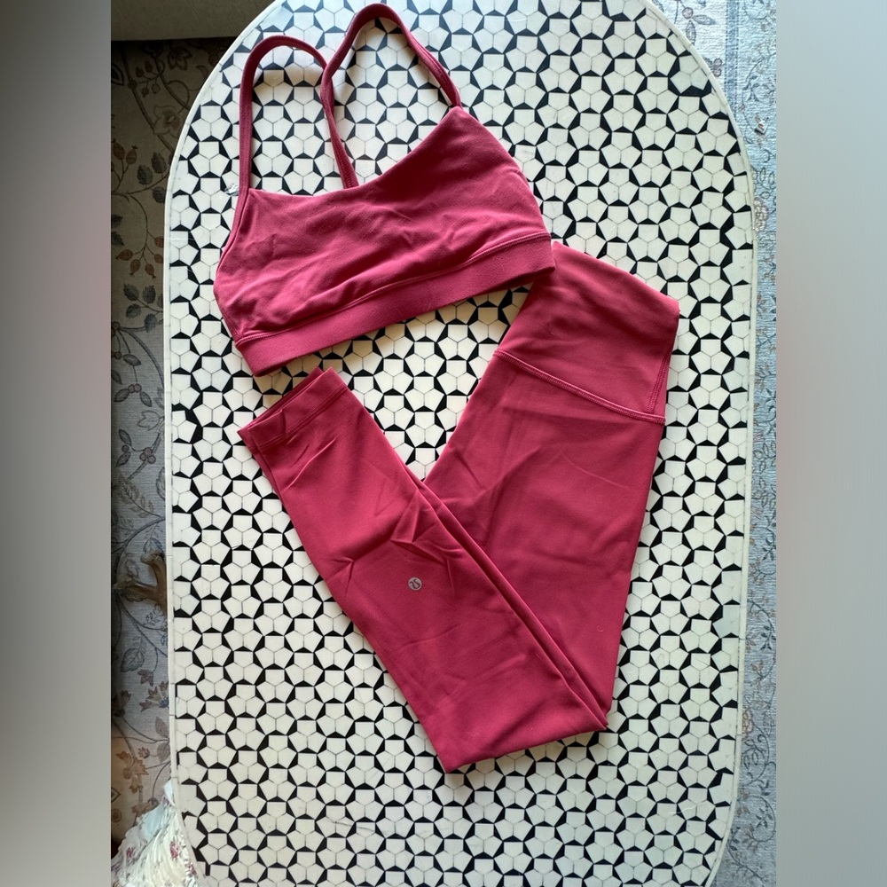 Size 4 Lululemon Flow Y Bra *Nulu